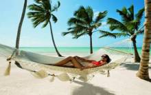 Model Relaxes in the Summer Sun - Full HD Wallpaper